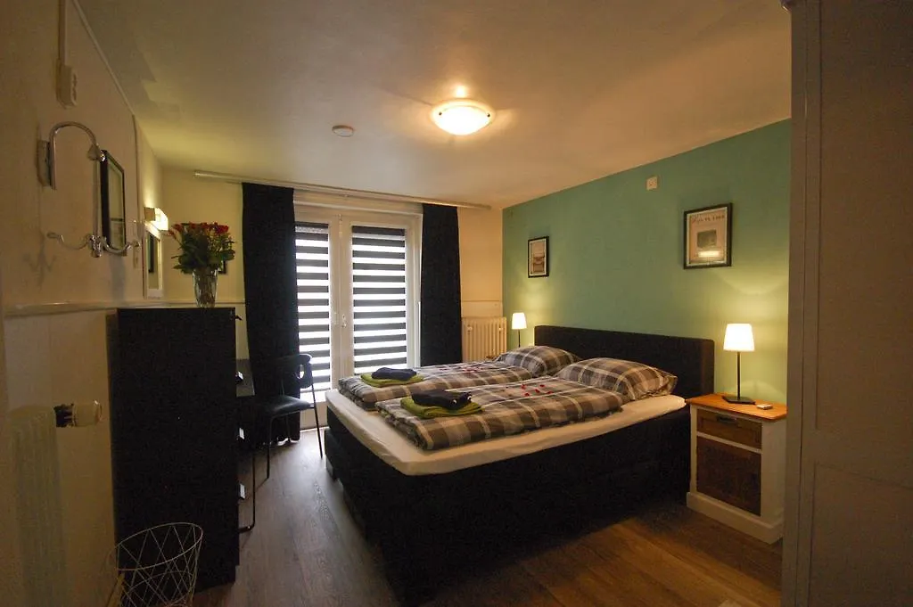Bed & Breakfast De Pegel Thorn-1